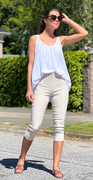 Shantal capri buks moonbeam