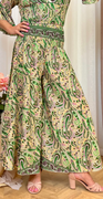 Gaia brede silke bukser med paisley print grøn Likelondon