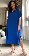 Bjørk kjole med lommer royalblue LikeLondon