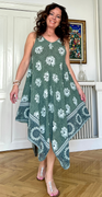 Anja bomuldskjole med blomster khaki LikeLondon