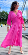 Kimberly kjole med v-hals og smock pink LikeLondon