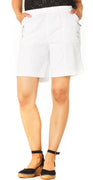 Hvid shorts med smarte detaljer